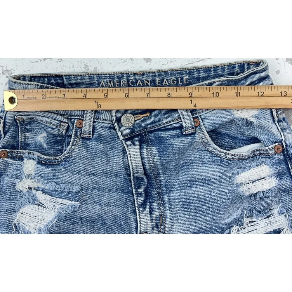 American Eagle Shorts Women 2 Cut Off Baggy Mom Med Wash Faded Holes Jorts‎